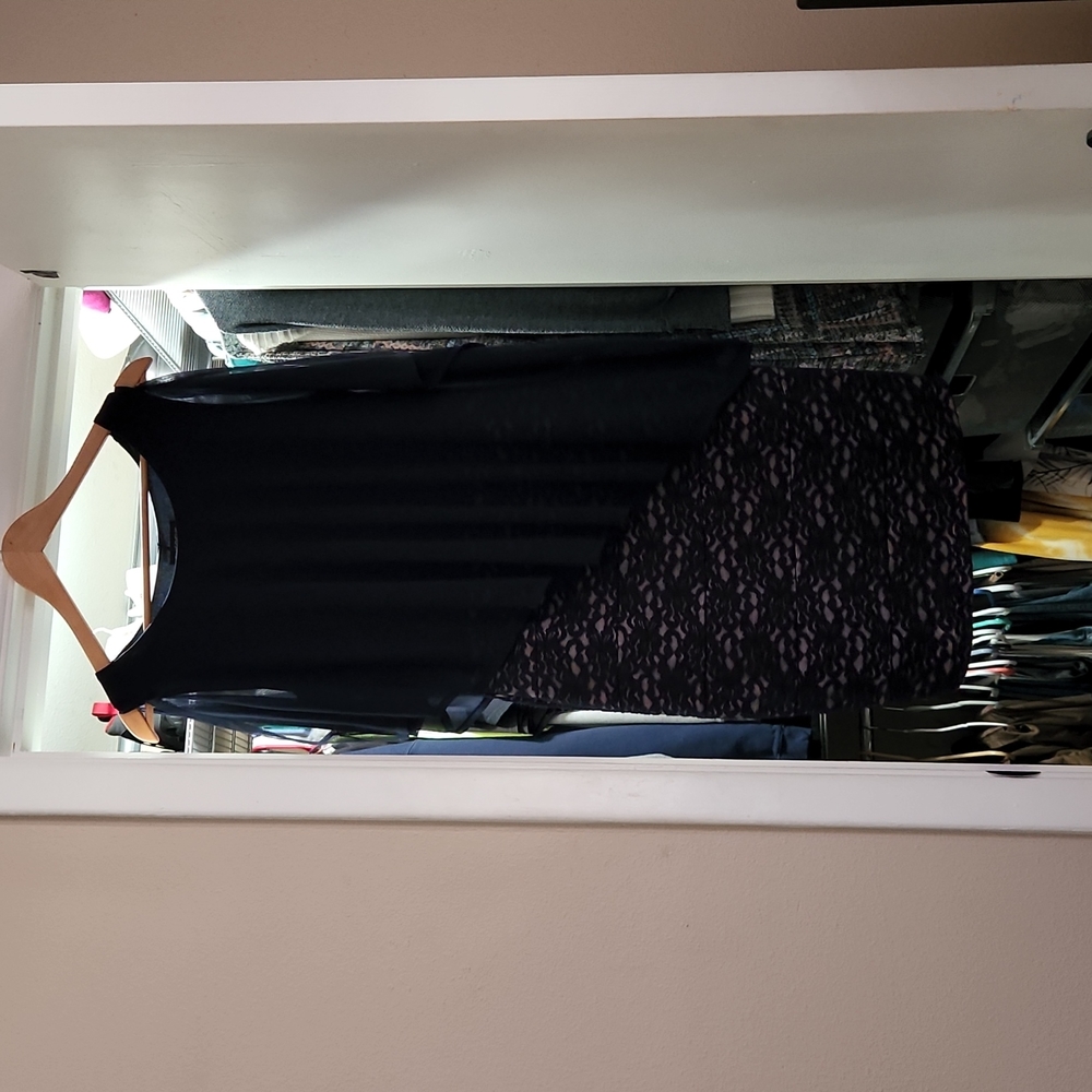 Womens Navy Blue and cream lace dress. Size 12